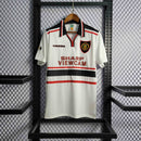 Camisa Manchester United Away 1998/99 - Umbro Retrô Masculina - Branca/Preta