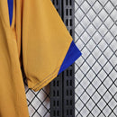 Camisa Juventus Third 2005/06 - Nike Retrô Masculina - Caramelo/Azul