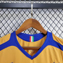 Camisa Juventus Third 2005/06 - Nike Retrô Masculina - Caramelo/Azul