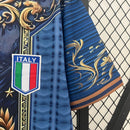 Camisa Seleção Itália Edição Especial 2024/25 - Adidas Torcedor Masculina - Azul/Dourada