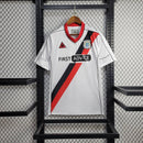 Camisa Manchester City Away 2002/03 - Retrô Masculina - Branca/Vermelha