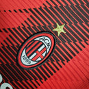 Kit Infantil AC Milan Home 2023/24 - Puma Torcedor - Vermelha/Preta