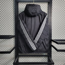 bayern de munique-bayern-vermelha-vermelho-preta-preto-branca-branco-adidas-bobojaco-frio-munchen