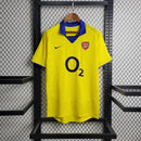 camisa-arsenal-away-reserva-2-2003-05-nike-retro-masculina-masculino-azul-amarelo-amarela-o2-henry