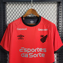 camisa-athletico-paranaense-home-titular-1-2023-24-umbro-torcedor-masculina-preto-preta-vermelha-vermelho