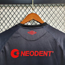camisa-athletico-paranaense-third-terceira-3-2023-24-umbro-torcedor-masculina-preto-preta-vermelha-vermelho