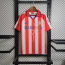 camisa-atletico-de-madrid-home-titular-1-1995-96-puma-retro-masculina-masculino-branca-branco-vermelha-vermelho-azul-marbella-simeone