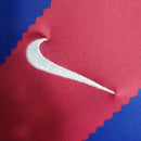 camisa-feminina-barcelona-barca-home-titular-1-2023-24-nike-torcedor-azul-vermelho-vermelha-spotify-fcb-messi-suarez-neymar- Lewandowski