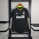 camisa-manga-longa-comprida-real-madrid-madri-away-reserva-2-2010-11-adidas-com-bwin-retro-vintage-masculina-masculino-preto-preta-verde-branca-branco-cr7-cristiano-ronaldo-benzema-higuain-kaka-di-maria-xabi-alonso-ozil-sergio-ramos-marcelo