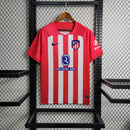 camisa-masculina-atletico-madrid-madri-2023-24-nike-home-titular-1-torcedor-branco-branca-vermelha-vermelho-riyadh-air-grizmann