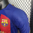 camisa-masculina-barcelona-barca-home-titular-1-2023-24-nike-jogador-azul-vermelho-vermelha-spotify-fcb-messi-suarez-neymar