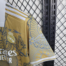 camisa-masculina-real-madrid-madri-2023-24-torcedor-caramelo-branco-branca-ronaldo-cr7-kroos-vini-jr-fly-emirates-dragao