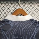 camisa-masculina-real-madrid-madri-2023-24-torcedor-preto-preta-branco-branca-ronaldo-cr7-kroos-vini-jr-fly-emirates-dragao