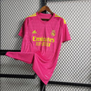 camisa-masculina-real-madrid-madri-goleiro-2023-24-adidas-torcedor-rosa-amarela-amarelo-ronaldo-courtois-cr7-emirates-fly-better