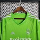 camisa-masculina-real-madrid-madri-goleiro-2023-24-adidas-torcedor-verde-branca-branco-ronaldo-courtois-cr7-emirates-fly-better