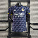 camisa-real-madrid-madri-away-2-reserva-jogador-adidas-2023-24-azul-laranja-cr7-ronaldo-vini-jr-kroos-emirates-fly-better
