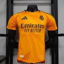camisa-real-madrid-madri-away-2-reserva-jogador-adidas-2024-25-preto-preta-laranja-cr7-ronaldo-vini-jr-mbappe-emirates-fly-better
