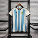 camisa-selecao-argentina-home-titular-1-2023-24-adidas-torcedor-masculina-branca-branco-azul-messi-lionel