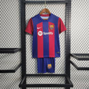 conjunto-kit-infaltil-kids-barcelona-barca-home-titular-1-2023-24-nike-torcedor-vermelha-vermelho-azul-fcb-spotify-messi-neymar