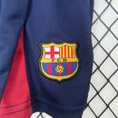 conjunto-kit-infaltil-kids-barcelona-barca-home-titular-1-2024-25-nike-torcedor-vermelha-vermelho-azul-fcb-spotify-messi-neymar