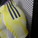 Camisa Juventus Away 2024/25 - Adidas Jogador Masculina - Amarela/Branca