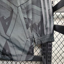 Jaqueta Corta Vento Arsenal Adidas - Preta/Dourada