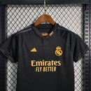 kids-kit-infantii-real-madrid-madri-third-3-terceira-2023-24-adidas-emirates-fly-better-torcedor-preto-preta-dourada-dourado-dorado-dorada-vini-jr-kroos-rodrygo-modric-bellingham-asencio-valverde-alaba-carvajal-lucas-vasquez