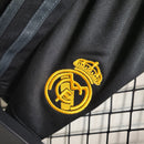 kids-kit-infantii-real-madrid-madri-third-3-terceira-2023-24-adidas-emirates-fly-better-torcedor-preto-preta-dourada-dourado-dorado-dorada-vini-jr-kroos-rodrygo-modric-bellingham-asencio-valverde-alaba-carvajal-lucas-vasquez
