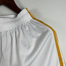 shorts-real-madrid-madri-home-titular-1-2023-24-adidas-torcedor-branco-branca-amarelo-amarela-ronaldo-cr7-vini-jr-mbappe-kroos