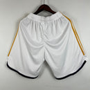 shorts-real-madrid-madri-home-titular-1-2023-24-adidas-torcedor-branco-branca-amarelo-amarela-ronaldo-cr7-vini-jr-mbappe-kroos