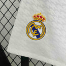 shorts-real-madrid-madrid-home-1-titular-2024-25-adidas-emirates-fly-better-jogador-masculina-masculino-preto-preta-branco-branca-vini-jr-mbappe-rodrygo-modric-bellingham-asencio-endrick-valverde-camavinga-tchouameni-carvajal-lucas-vasquez