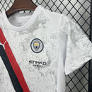 Conjunto Kit Infantil Manchester City Away 2025/26 - Puma Torcedor - Branca/Vermelha