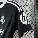 Camisa Pronta Entrega Real Madrid Treino 2025/26 - Adidas Torcedor Masculina - Preta/Branca