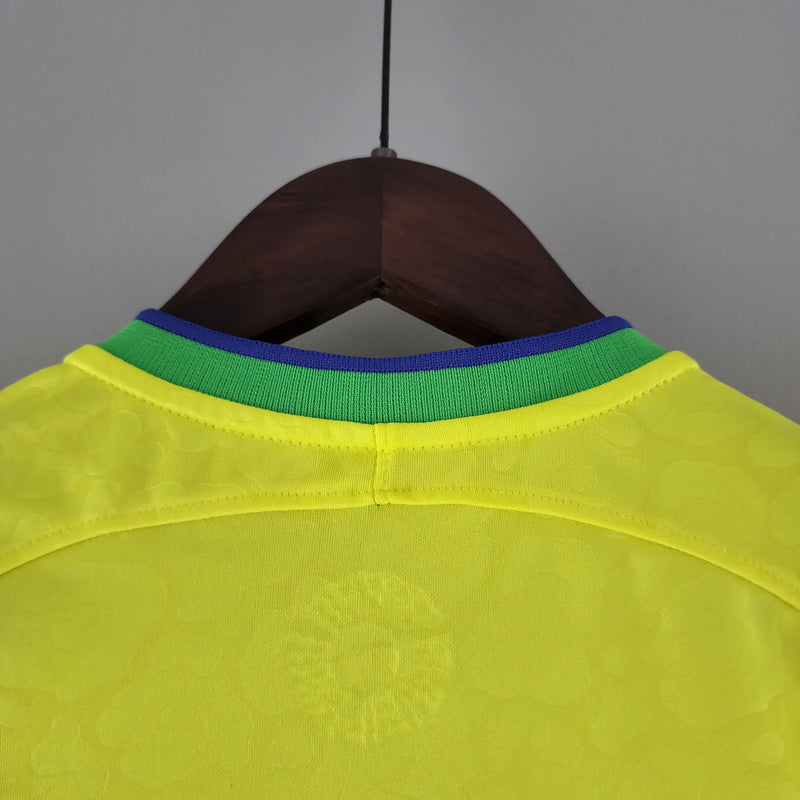 Camisa Seleção Brasil Home 2022 - Nike Torcedor Feminina - Amarela/Verde