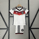 Conjunto Kit Infantil Seleção Alemanha Home 2014/15 - Adidas Retrô - Branca/Vermelha