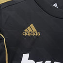 Conjunto Kit Infantil Real Madrid Away 2011/12 - Adidas Retrô - Preta/Dourada