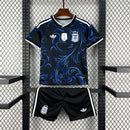 Conjunto Kit Infantil Seleção Argentina Away 2026/27 - Adidas Torcedor - Preta/Azul