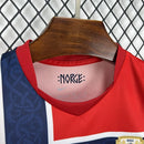 Conjunto Kit Infantil Seleção Noruega Home 2026/27 - Nike Torcedor - Vermelha/Azul