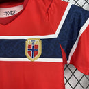 Conjunto Kit Infantil Seleção Noruega Home 2026/27 - Nike Torcedor - Vermelha/Azul