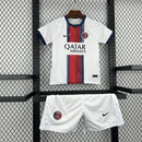 Conjunto Kit Infantil PSG Away 2026/27 - Nike Torcedor - Branca/Vermelha