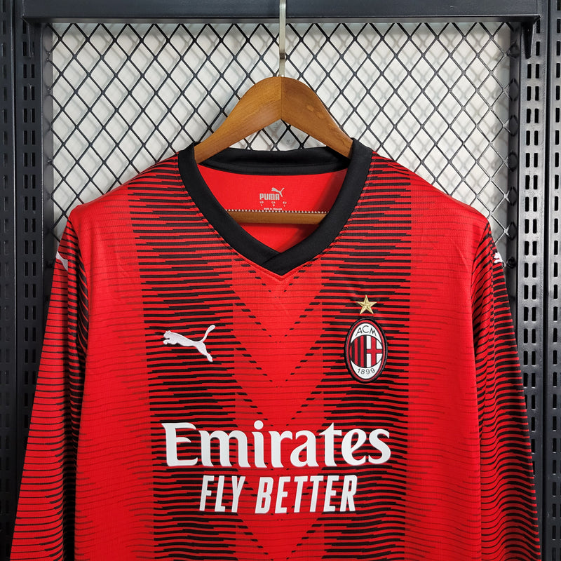 Camisa Milan Manga Longa Home 2023/24 - Puma Torcedor Masculina - Vermelha/Preta