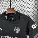 Conjunto Kit Infantil Manchester City Away 2025/26 - Puma Torcedor - Preta/Prata