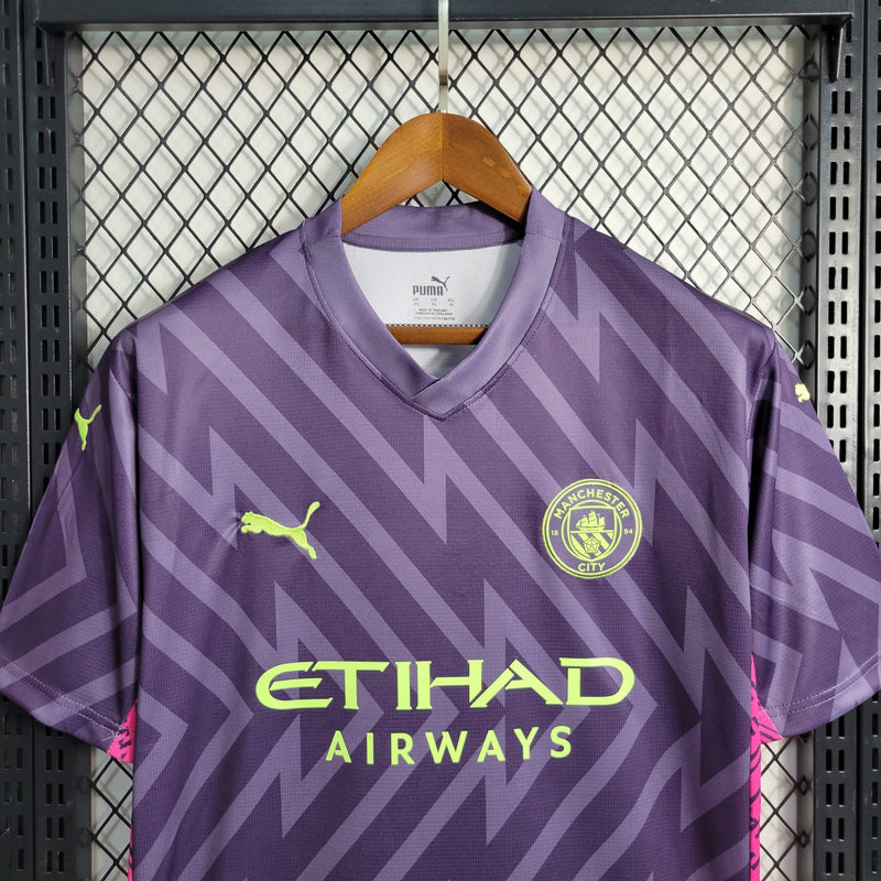 Camisa Manchester City Goleiro 2023/24 - Puma Torcedor Masculina - Roxa/Rosa
