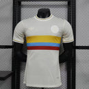 Camisa Seleção Colômbia Edição Especial 100 anos 2024/25 - Adidas Jogador Masculina - Bege/Amarela