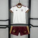Conjunto Kit Infantil Seleção Espanha Away 2026/27 - Adidas Torcedor - Branca/Bordo