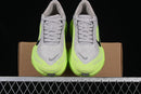 Tênis Nike Zoom X Invincible - Verde/Cinza