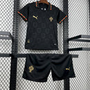 Conjunto Kit Infantil Seleção Portugal Edição Pantera Negra 2026/27 - Puma Torcedor - Preta/Dourada