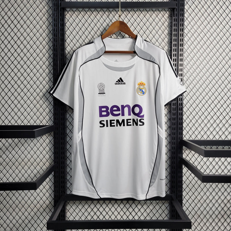 camisa-masculina-real-madrid-madri-home-titular-1-2006-07-adidas-retro-branca-branco-roxa-roxo-cinza-ronaldo-cr7--benq-siemens