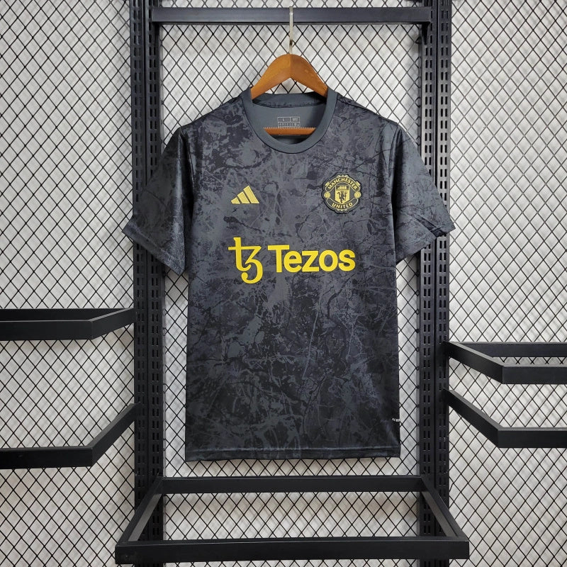 Camisa Manchester United Edição Especial 2024/25 - Adidas Torcedor Masculina - Preta/Amarela