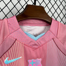 Conjunto Kit Infantil Barcelona Edição Especial 2025/26 - Nike Torcedor - Rosa/Azul